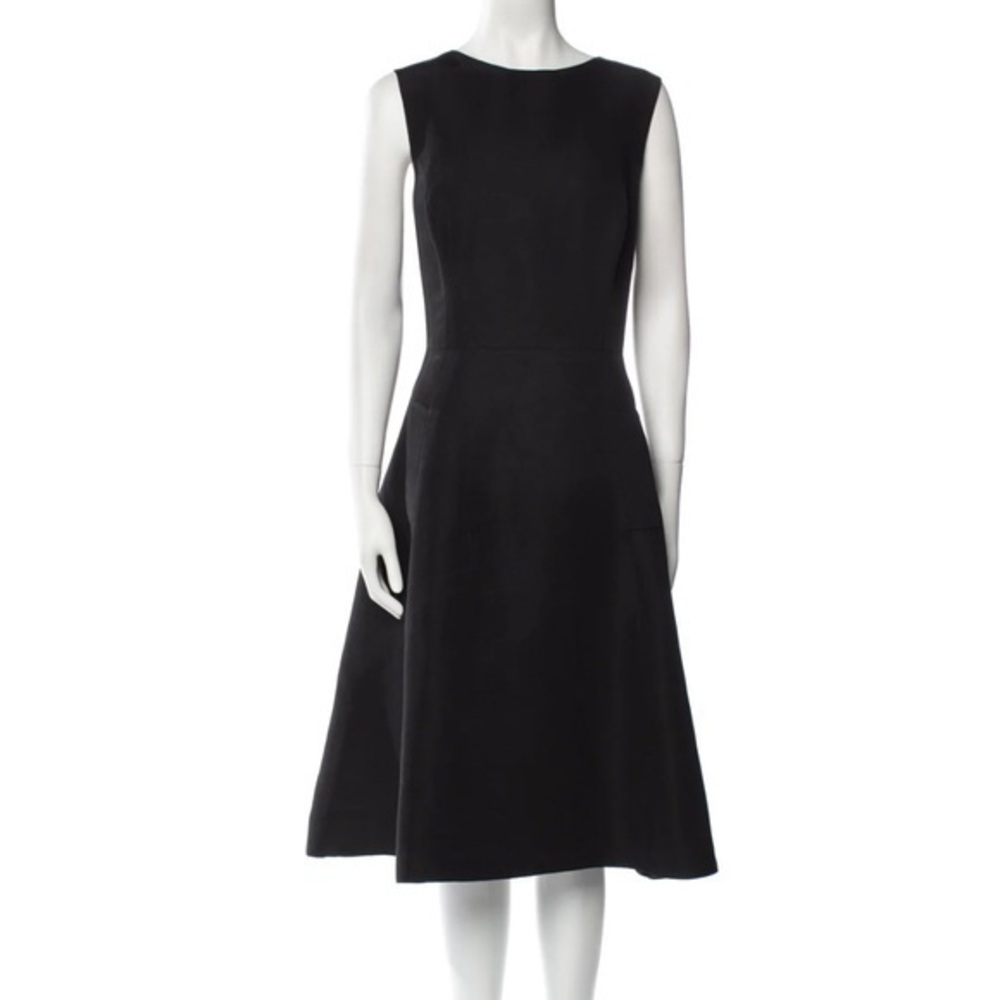 Monique Lhuillier Bateau Neckline Midi Length Dress Size L